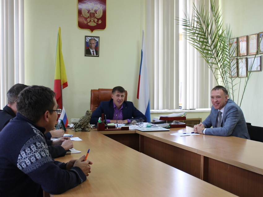 Руководитель департамента мировых судей Забайкалья встретился с главой Сретенского района Алексеем Закурдаевым 
